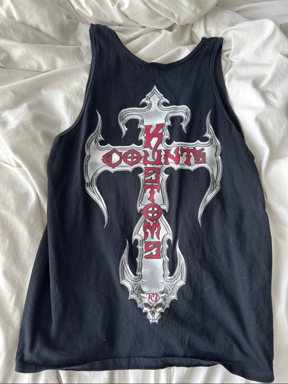 Y2K count kustoms tank with chrome cross design